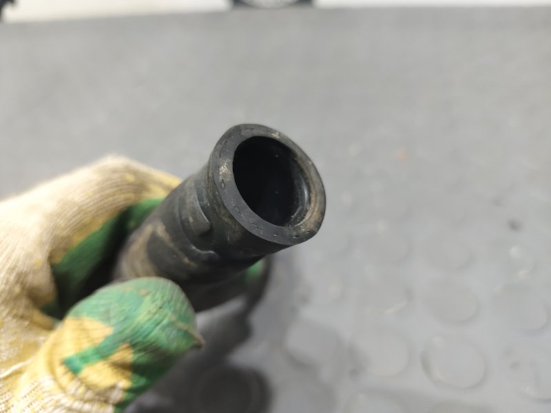 Патрубок, 600 рублей, Красноярск