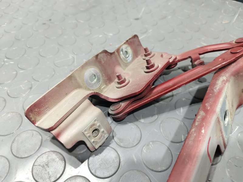 Петля капота, 2200 рублей, Красноярск