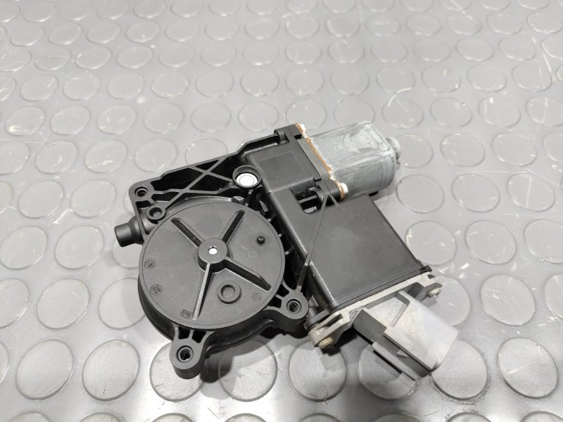 Стеклоподъемник, 2300 рублей, Красноярск