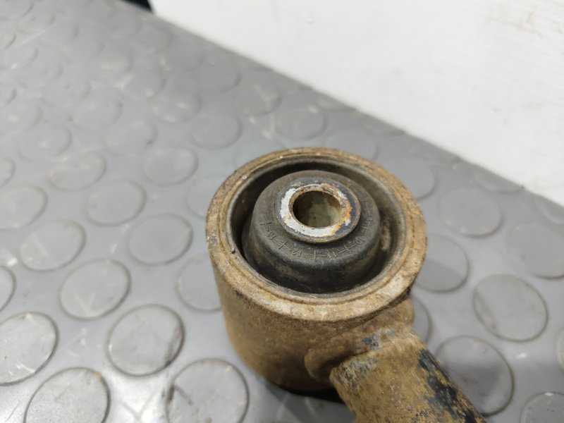 Тяга задняя, 1000 рублей, Красноярск