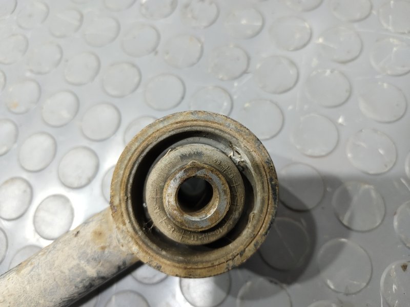 Тяга задняя, 1000 рублей, Красноярск