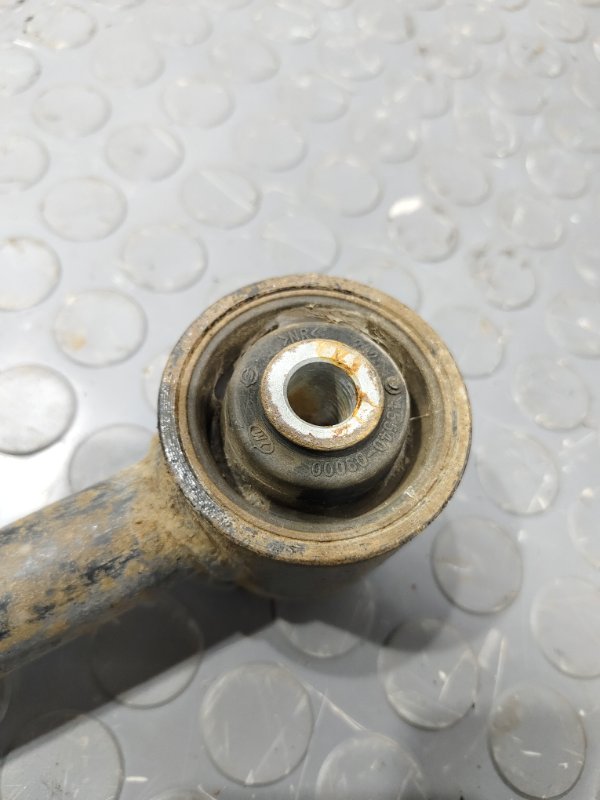 Тяга задняя, 1000 рублей, Красноярск