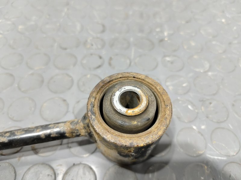 Тяга задняя, 1000 рублей, Красноярск