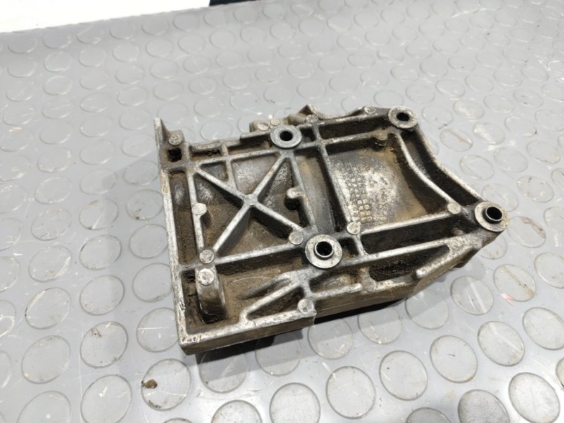 Кронштейн генератора, 1000 рублей, Красноярск