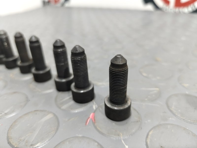 Болт маховика, 1000 рублей, Красноярск