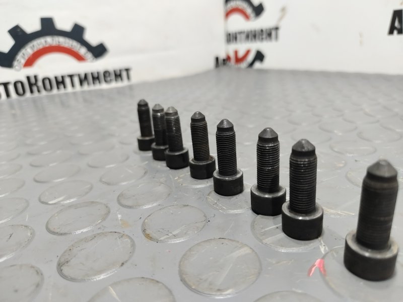 Болт маховика, 1000 рублей, Красноярск