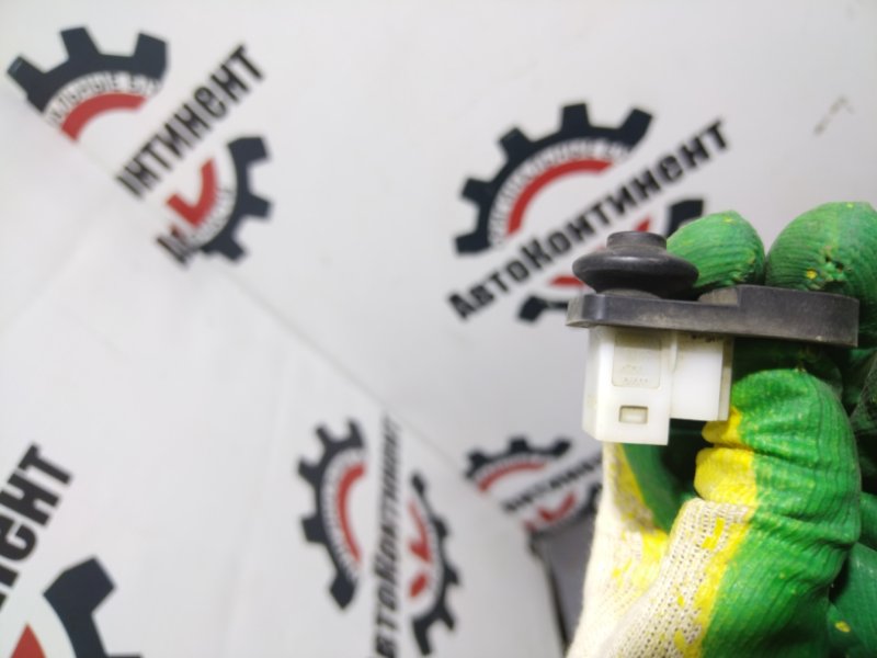 Концевой выключатель, 300 рублей, Красноярск