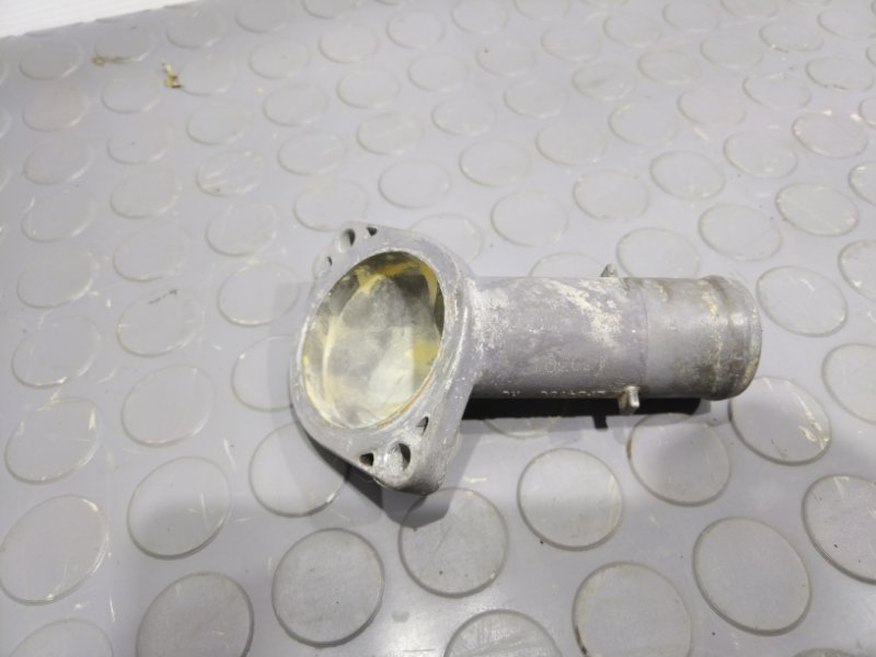 Фланец системы охлаждения, 500 рублей, Красноярск