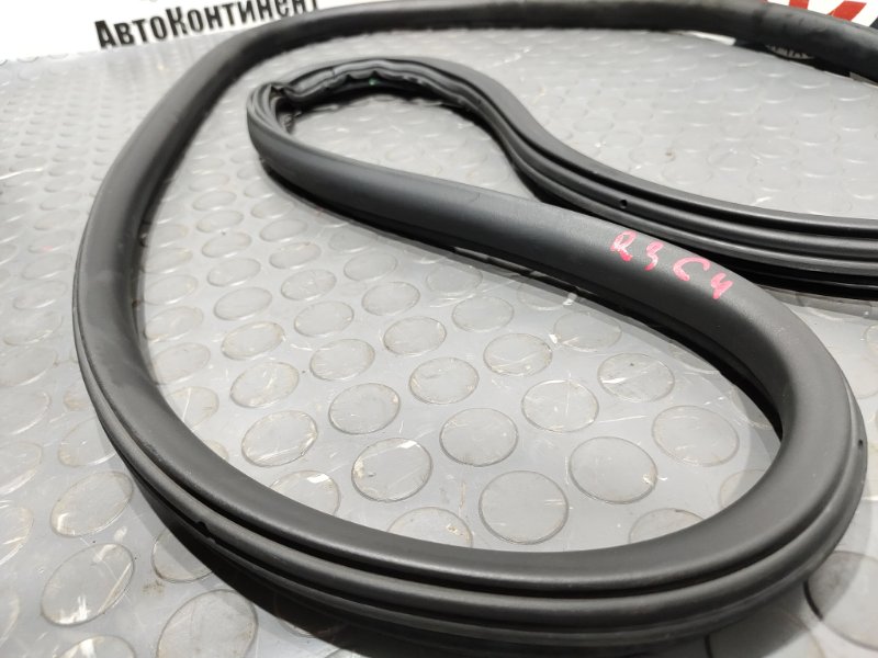 Уплотнительная резинка боковой двери, 1000 рублей, Красноярск