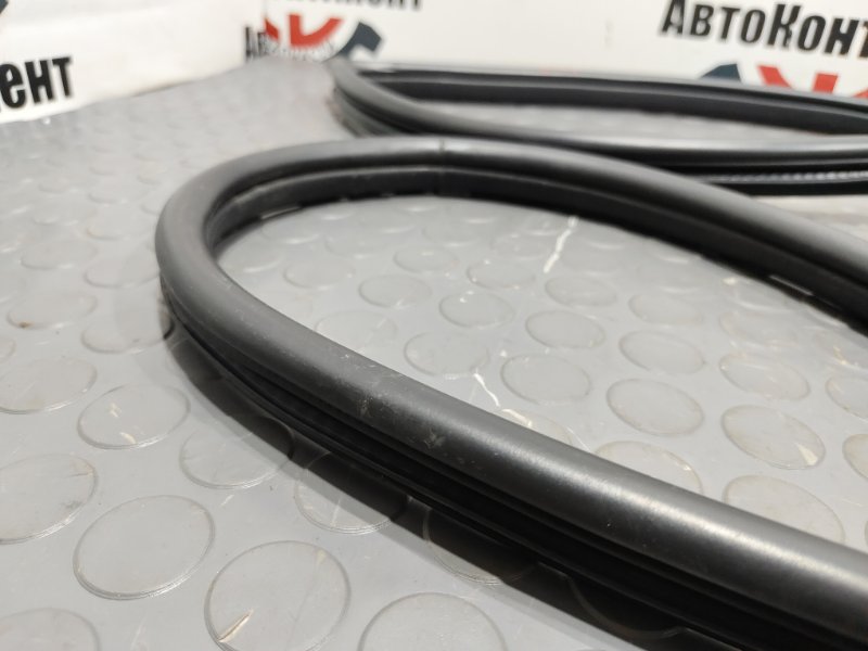 Уплотнительная резинка боковой двери, 1000 рублей, Красноярск