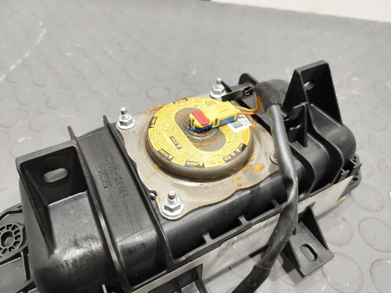 Аирбаг пассажирский, 8000 рублей, Красноярск