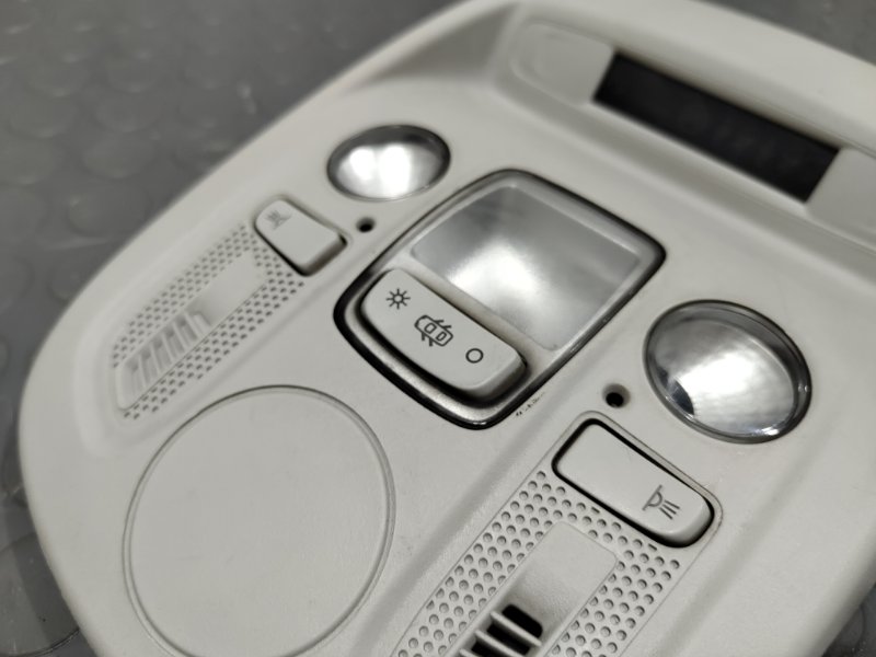 Плафон салона, 2000 рублей, Красноярск