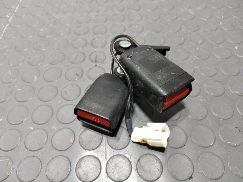 Замок ремня безопасности, 600 рублей, Красноярск