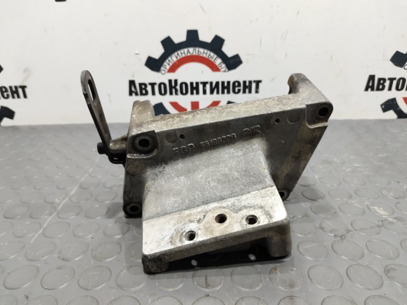 Кронштейн опоры двигателя, 1300 рублей, Красноярск