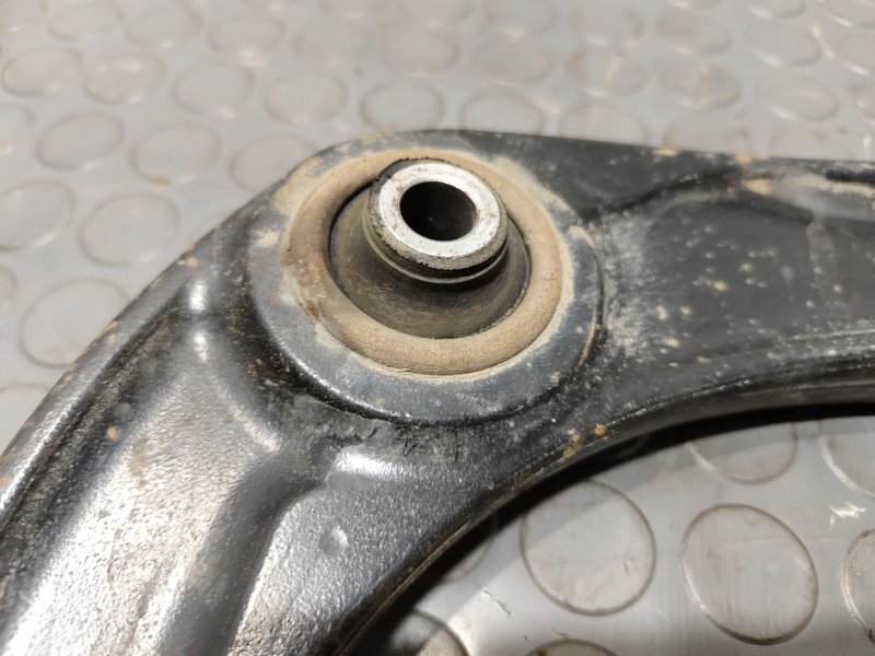 Рычаг подвески, 1000 рублей, Красноярск