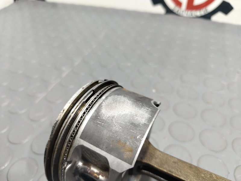 Поршень, 2000 рублей, Красноярск