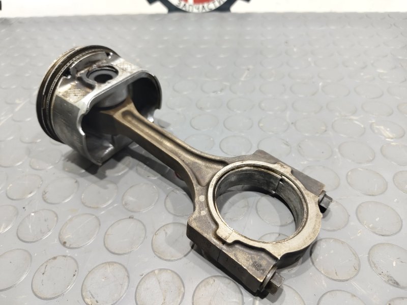 Поршень, 2000 рублей, Красноярск