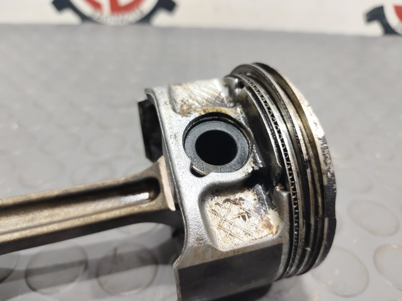 Поршень, 2000 рублей, Красноярск