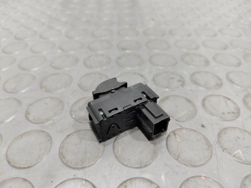 Кнопка стеклоподъемника, 1000 рублей, Красноярск