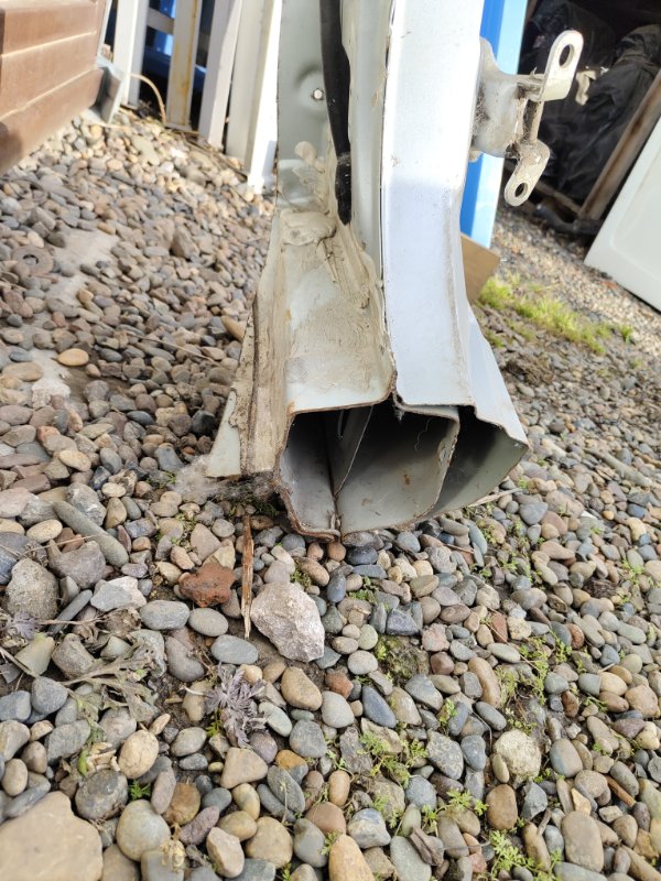 Стойка кузова, 2000 рублей, Красноярск