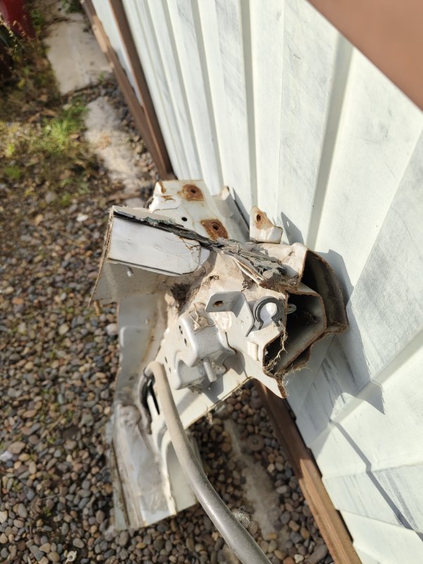 Стойка кузова, 2000 рублей, Красноярск