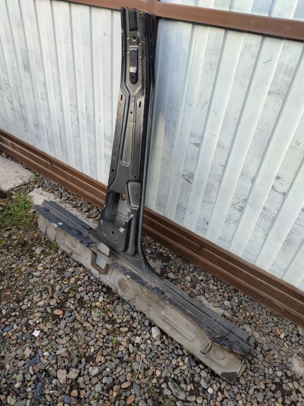 Стойка кузова, 2000 рублей, Красноярск