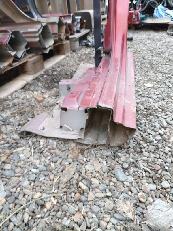 Стойка кузова, 2000 рублей, Красноярск