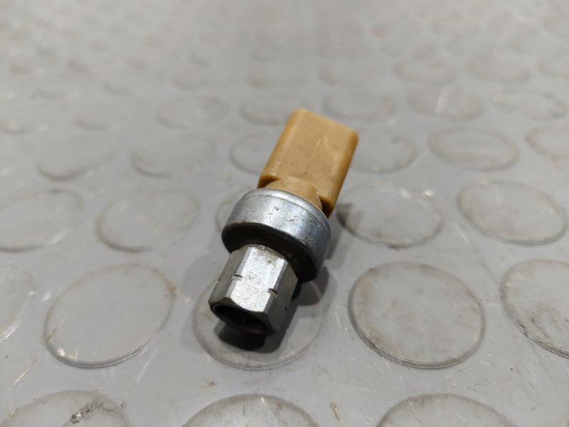 Датчик давления в системе кондиционирования, 1500 рублей, Красноярск