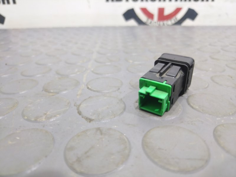 Кнопки в салон, 700 рублей, Красноярск