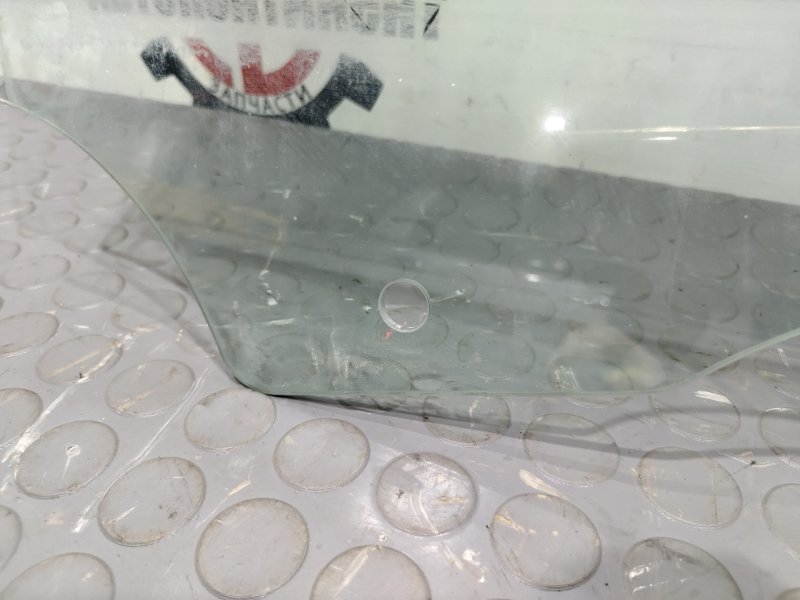 Стекло боковое, 20000 рублей, Красноярск