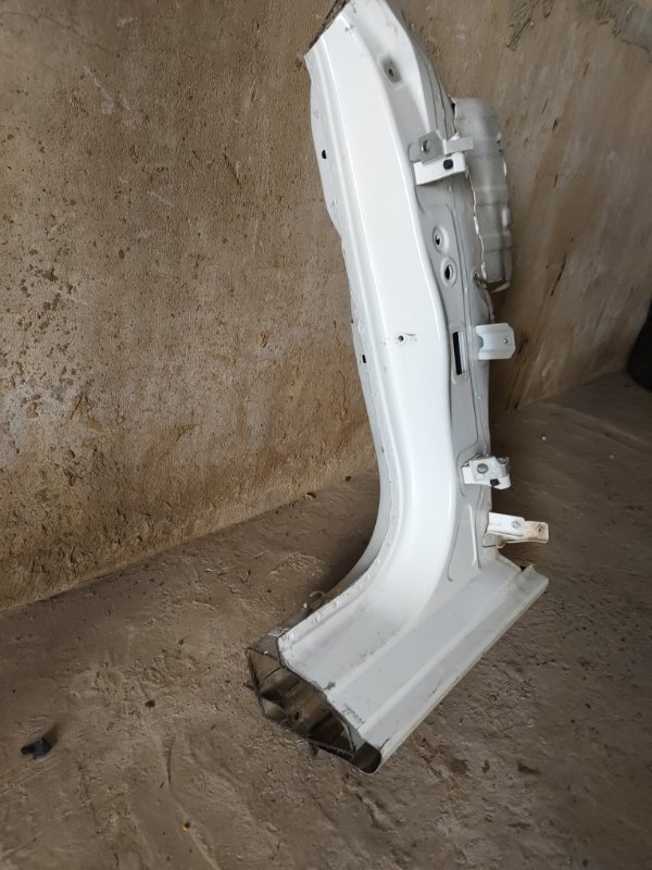 Стойка кузова, 10000 рублей, Красноярск