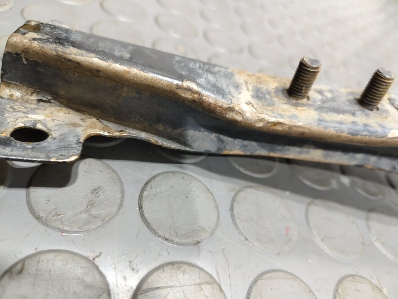 Замок капота, 1300 рублей, Красноярск