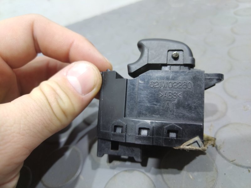 Кнопка стеклоподъемника, 400 рублей, Красноярск