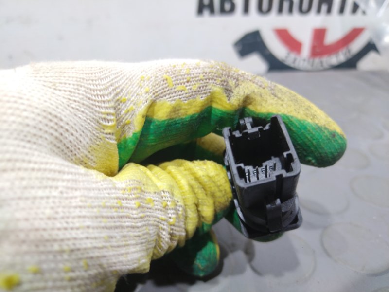 Кнопка стеклоподъемника, 500 рублей, Красноярск