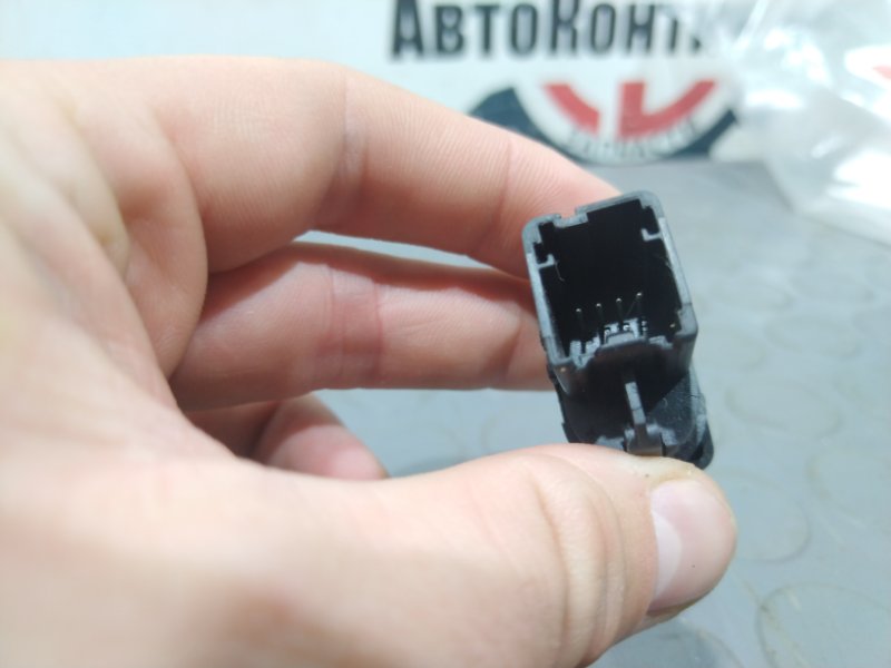 Кнопка стеклоподъемника, 500 рублей, Красноярск