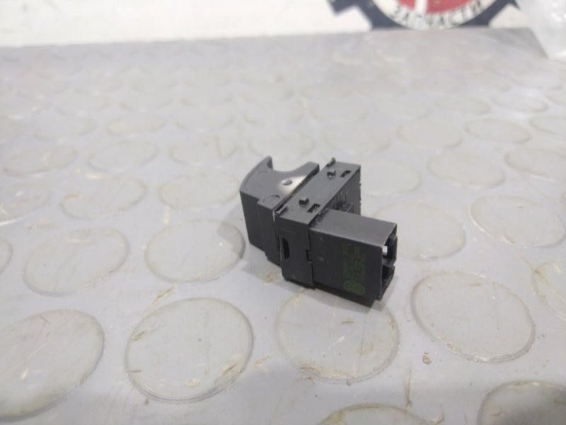 Кнопка стеклоподъемника, 500 рублей, Красноярск