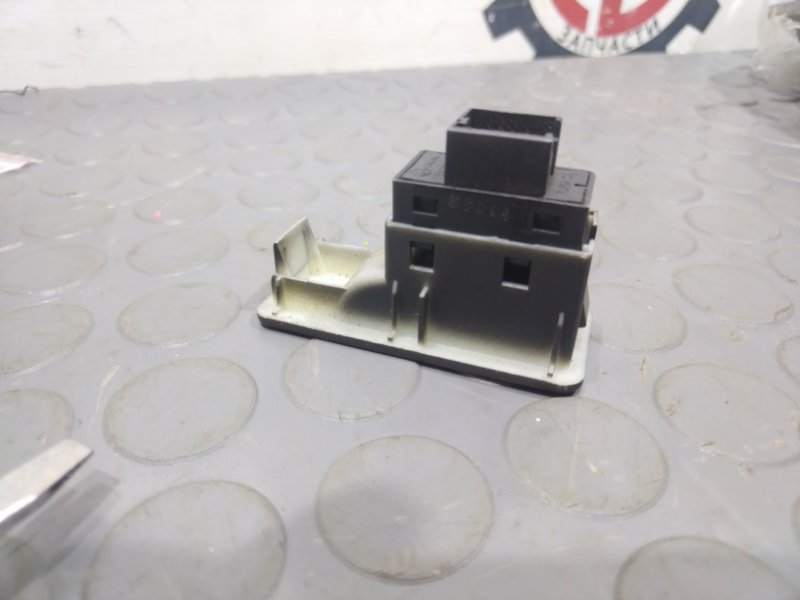 Кнопка стеклоподъемника, 400 рублей, Красноярск