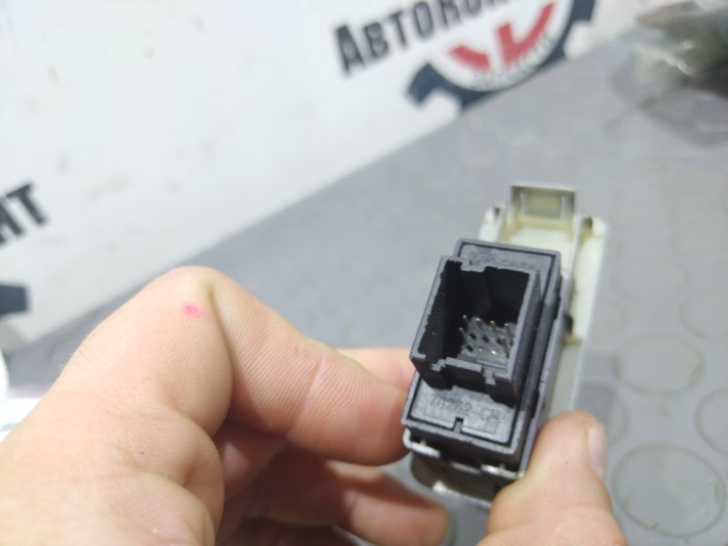 Кнопка стеклоподъемника, 400 рублей, Красноярск