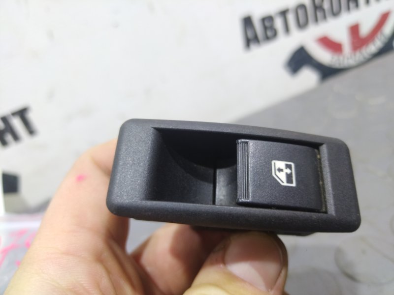 Кнопка стеклоподъемника, 200 рублей, Красноярск