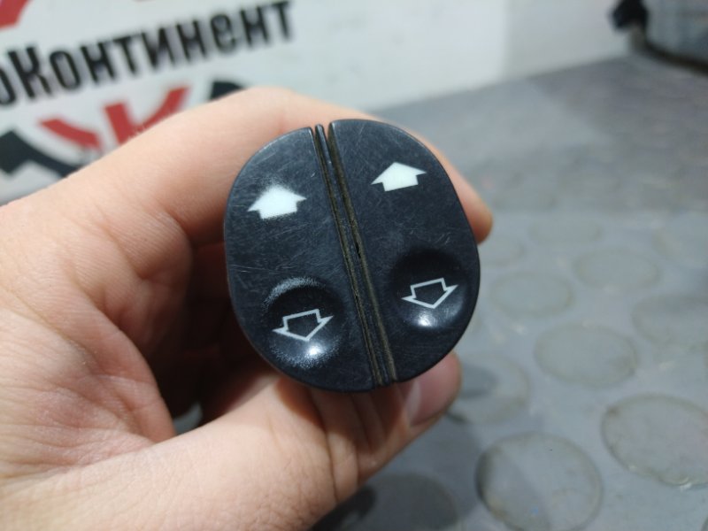 Блок управления стеклоподъемниками, 1000 рублей, Красноярск