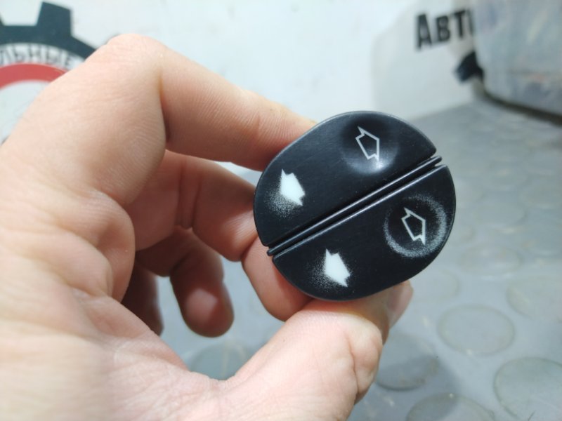 Блок управления стеклоподъемниками, 1000 рублей, Красноярск