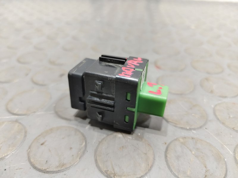 Кнопка обогрева сидений, 1000 рублей, Красноярск