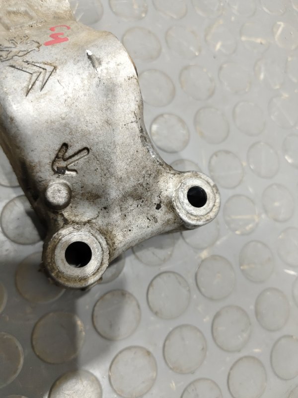 Кронштейн двигателя, 1900 рублей, Красноярск