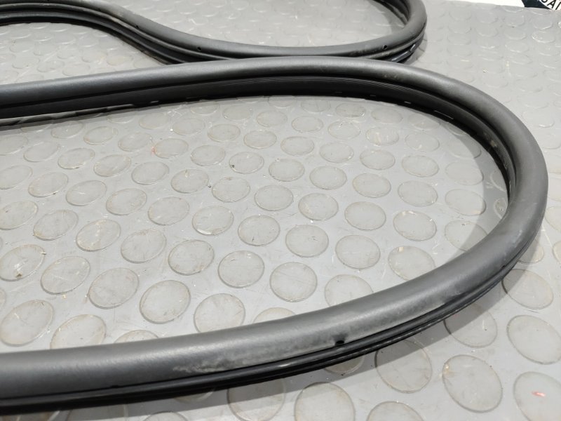 Уплотнительная резинка боковой двери, 2000 рублей, Красноярск