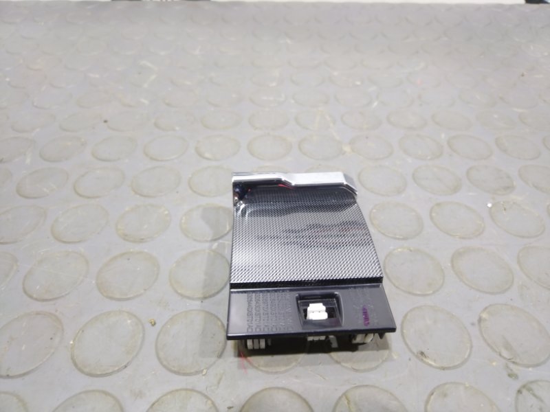 Накладка на торпедо, 1000 рублей, Красноярск