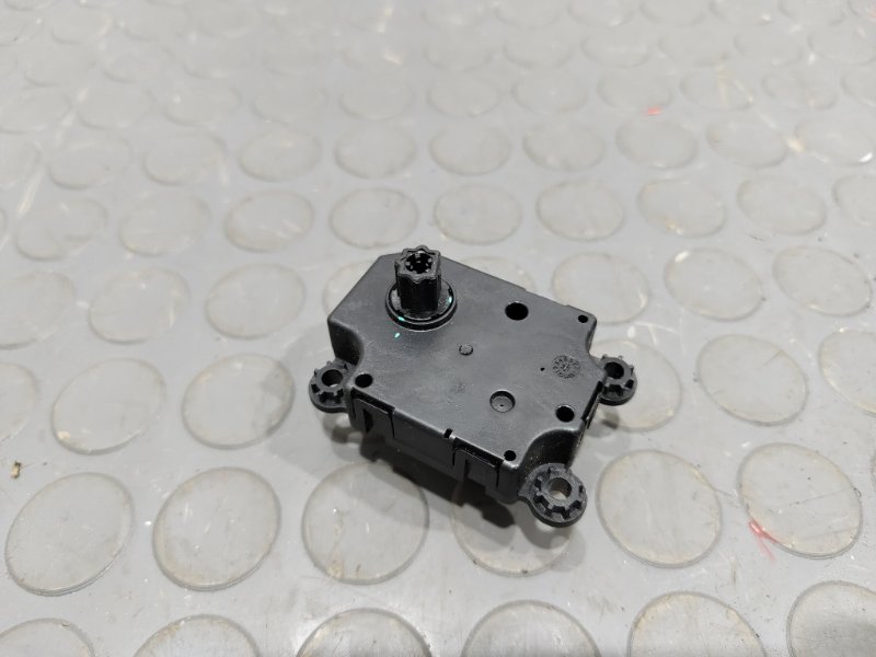 Привод заслонок отопителя, 2000 рублей, Красноярск