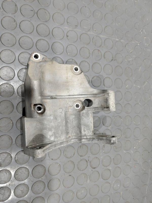 Кронштейн генератора, 1500 рублей, Красноярск