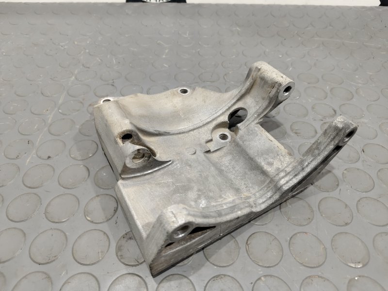 Кронштейн генератора, 1500 рублей, Красноярск