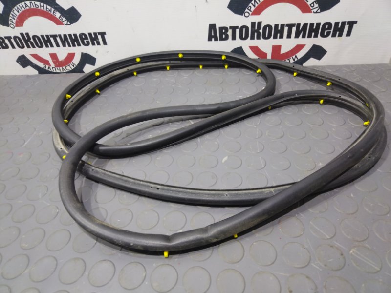 Уплотнительная резинка боковой двери, 3000 рублей, Красноярск