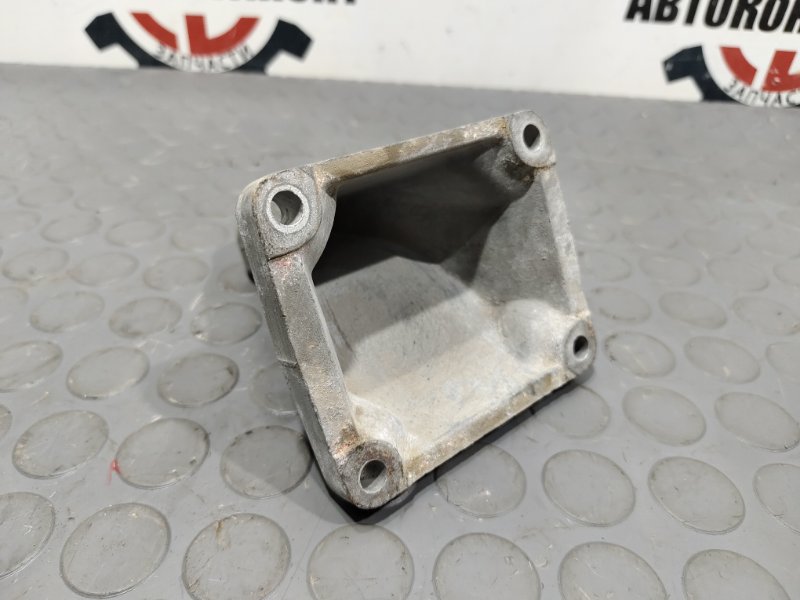 Кронштейн опоры двигателя, 1500 рублей, Красноярск